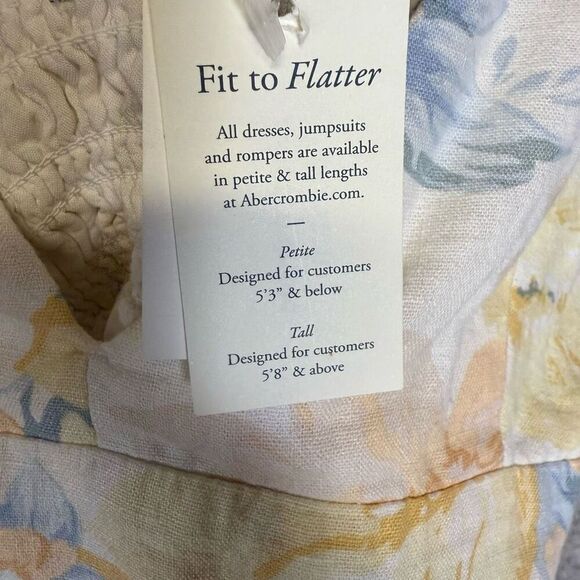 New Abercrombie & Fitch Women's Large Blue Yellow Romper Floral Fit to Flatter - Picture 6 of 11